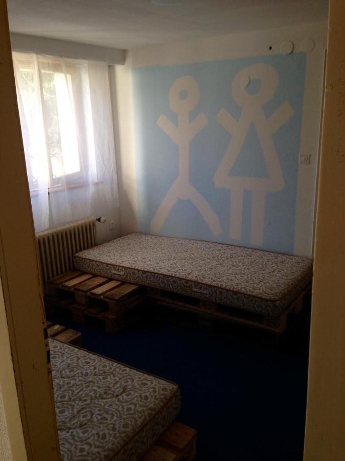 Baselhostel Fullinsdorf Dış mekan fotoğraf